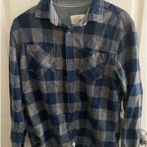 Flag and Anthem blue/gray checkered flannel. Size medium. Ready to wear.